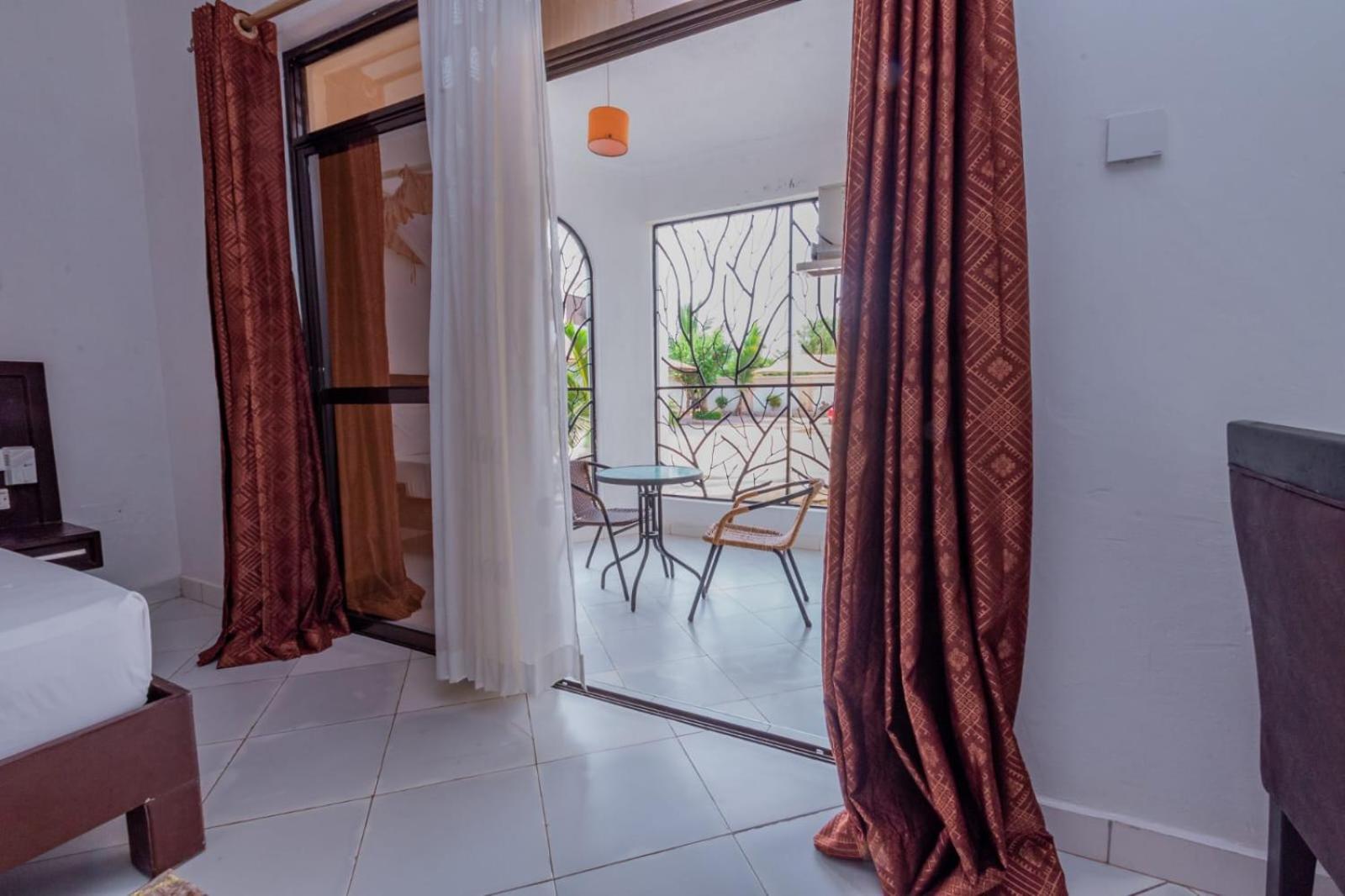 Leomilo Holidays Diani Beach Zewnętrze zdjęcie