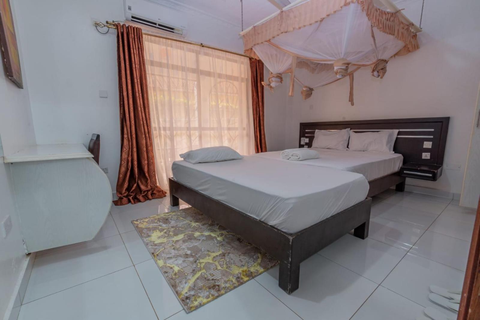 Leomilo Holidays Diani Beach Zewnętrze zdjęcie